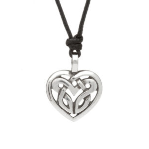 CELTIC LEGEND HEART CHOKER